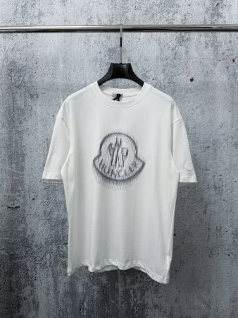 注目アイテム☆ 2026 モンクレール 新作 半袖Tシャツ スーパーコピー