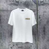 すぐ届く 2026 フェンディ 新作 半袖Tシャツ コピー