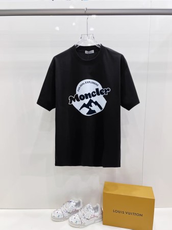 送料込 2026 モンクレール 新作 半袖Tシャツ コピー