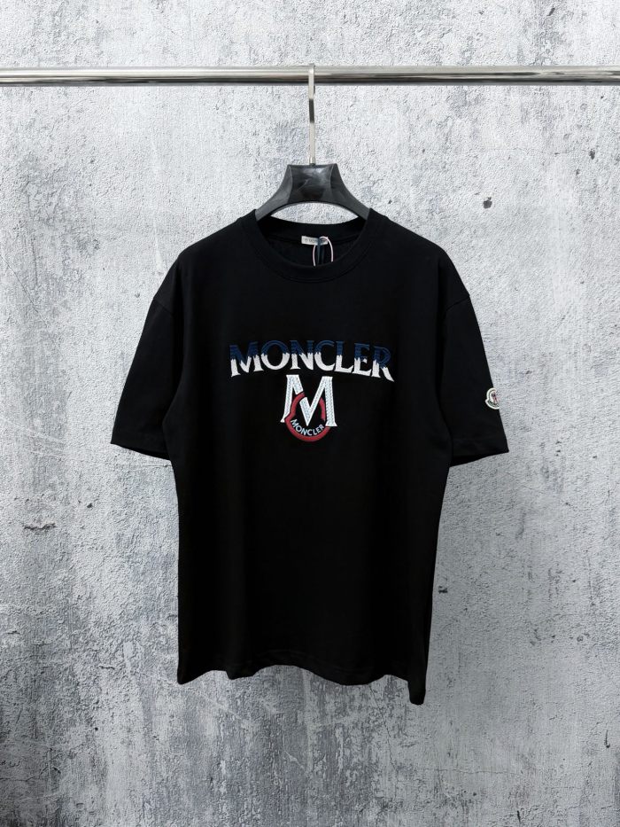 絶対欲しい！2026 モンクレール 新作 半袖Tシャツ スーパーコピー