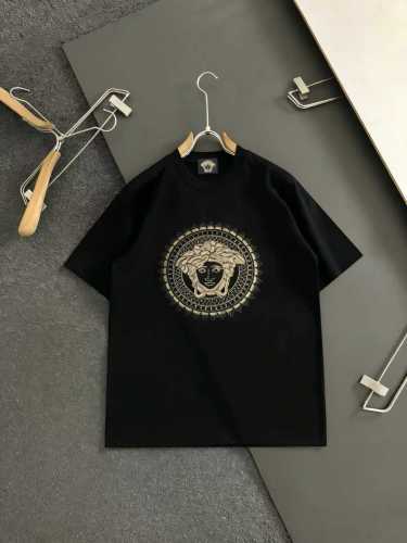 【使い勝手抜群】 2026 ヴェルサーチェ 新作 半袖Tシャツ スーパーコピー  2色