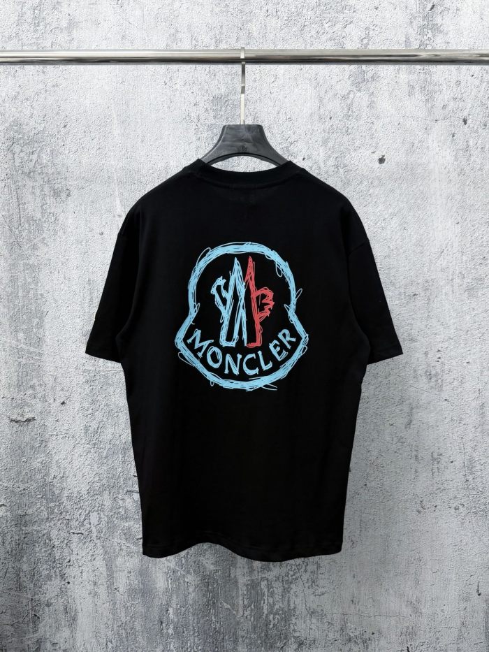 すぐ届く 2026 モンクレール 新作 半袖Tシャツ 偽物