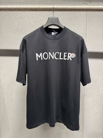 超希少！2026 モンクレール 新作 半袖Tシャツ 偽物