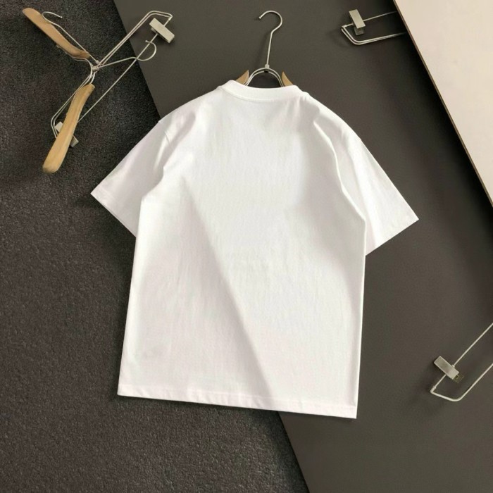 人気爆発☆ 2026 ヴェルサーチェ 新作 半袖Tシャツ 偽物  2色