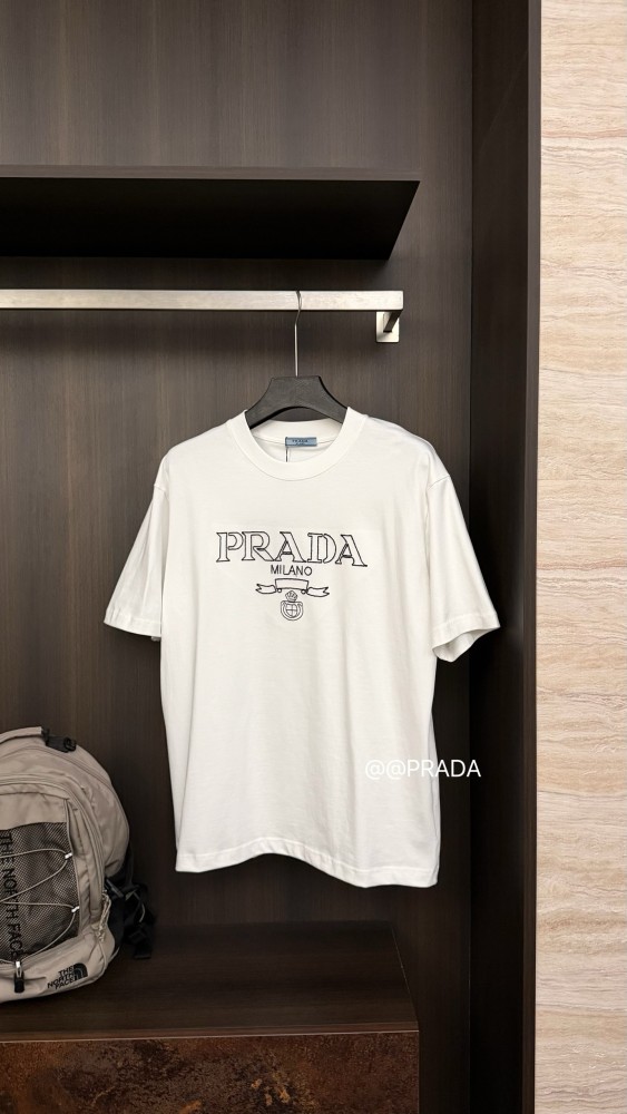 売上総額１位！2026 プラダ 新作 半袖Tシャツ コピー