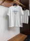 目を惹くカラー 2026 プラダ 新作 半袖Tシャツ 偽物