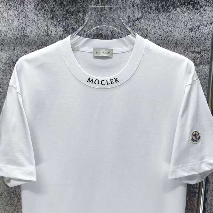 注目度抜群！2026 モンクレール 新作 半袖Tシャツ 偽物