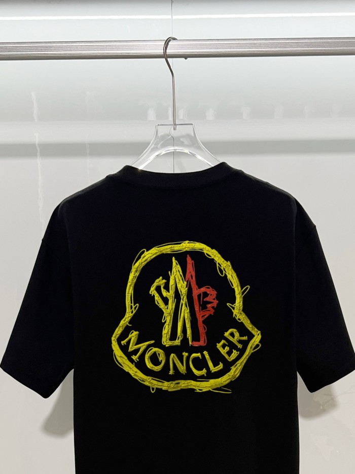 【限定カラー】2026 モンクレール 新作 半袖Tシャツ 偽物