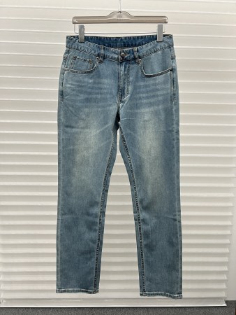 日本未入荷 2026 プラダ 新作 ジーンズ コピー