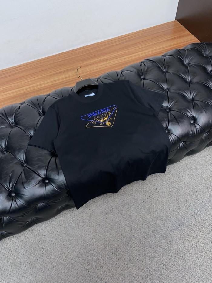 おすすめ 2026 プラダ 新作 半袖Tシャツ コピー
