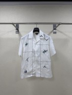 ★日本!!人気！ 2026 フェンディ 新作 半袖Tシャツ 偽物