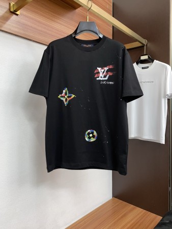 超希少！2026 プラダ 新作 半袖Tシャツ 偽物