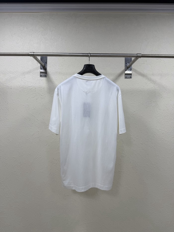 超希少！ 2026 フェンディ 新作 半袖Tシャツ コピー