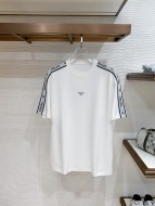 即発送！2026 プラダ 新作 半袖Tシャツ スーパーコピー