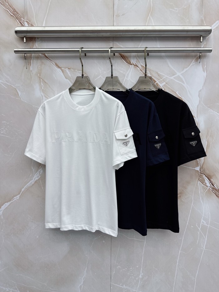 激安価格！2026 プラダ 新作 半袖Tシャツ コピー