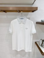 日本未入荷 2026 プラダ 新作 半袖Tシャツ 偽物