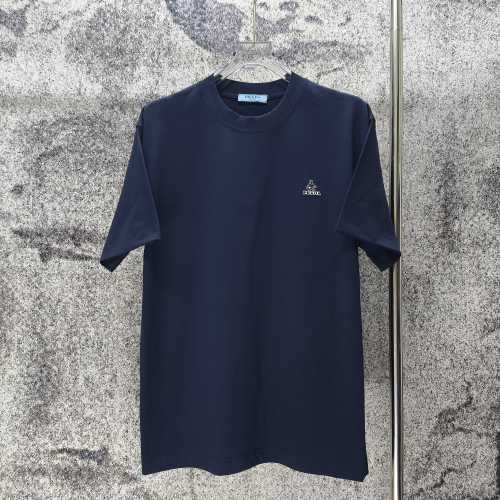 ★日本!!人気！2026 プラダ 新作 半袖Tシャツ コピー