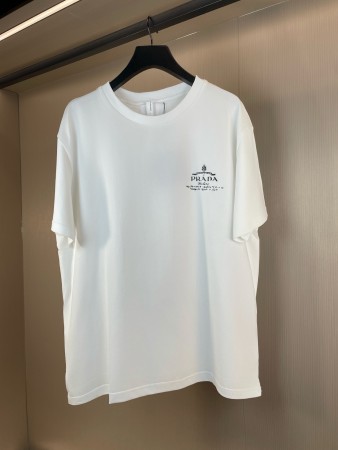 激安価格！2026 プラダ 新作 半袖Tシャツ スーパーコピー