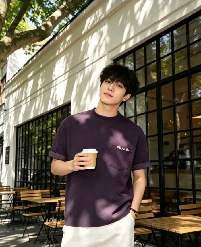 日本未入荷 2026 プラダ 新作 半袖Tシャツ コピー