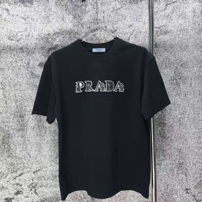 最安値挑戦 2026 プラダ 新作 半袖Tシャツ コピー