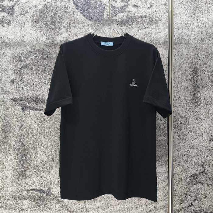 超希少！2026 プラダ 新作 半袖Tシャツ スーパーコピー