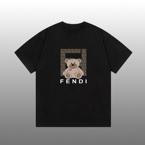 絶対欲しい！ 2026 フェンディ 新作 半袖Tシャツ コピー