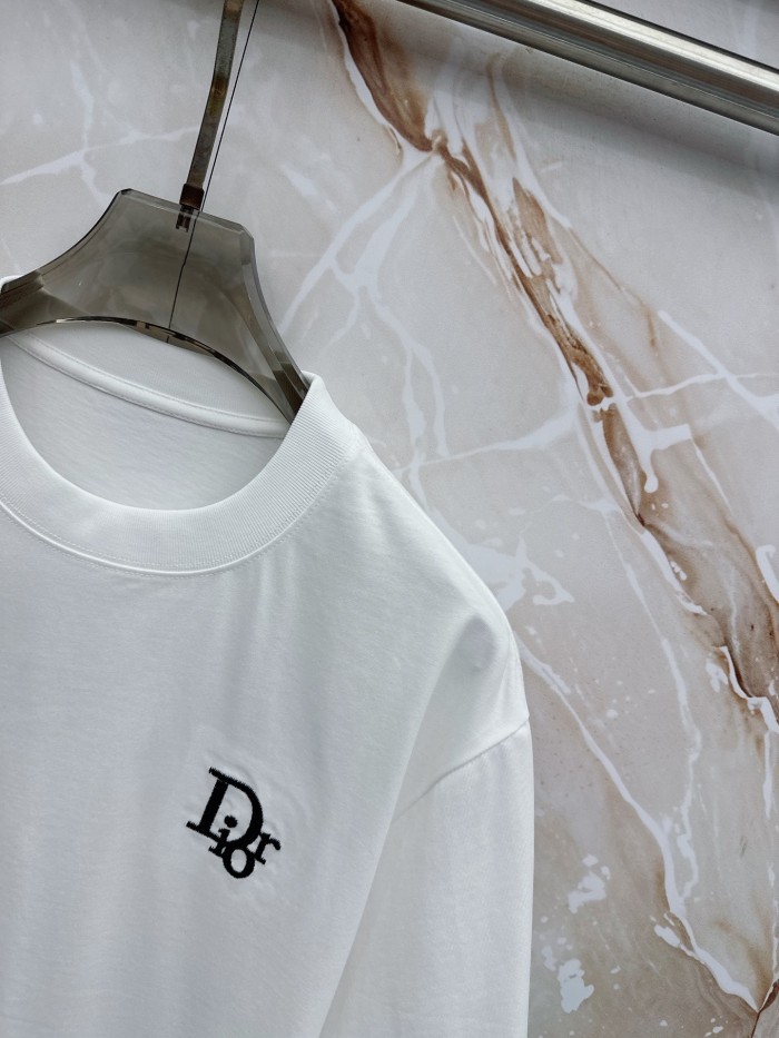 【即発】★ 2026 ディオール 新作 半袖Tシャツ 偽物