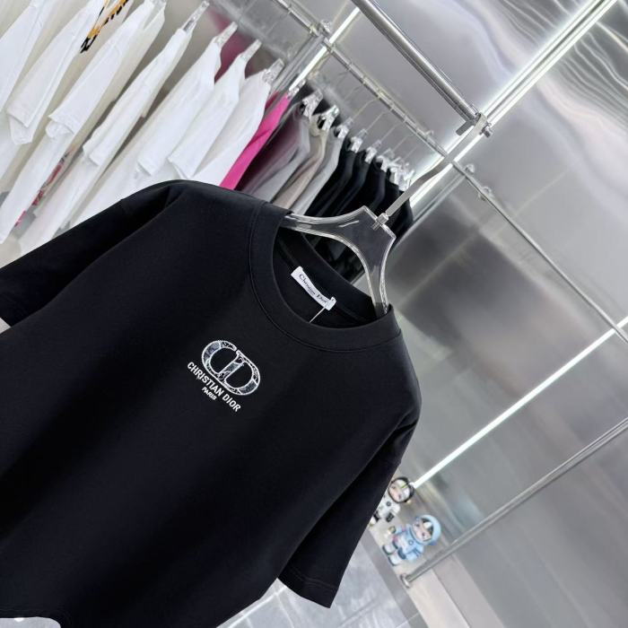 希少♪限定 2026 ディオール 新作 半袖Tシャツ コピー