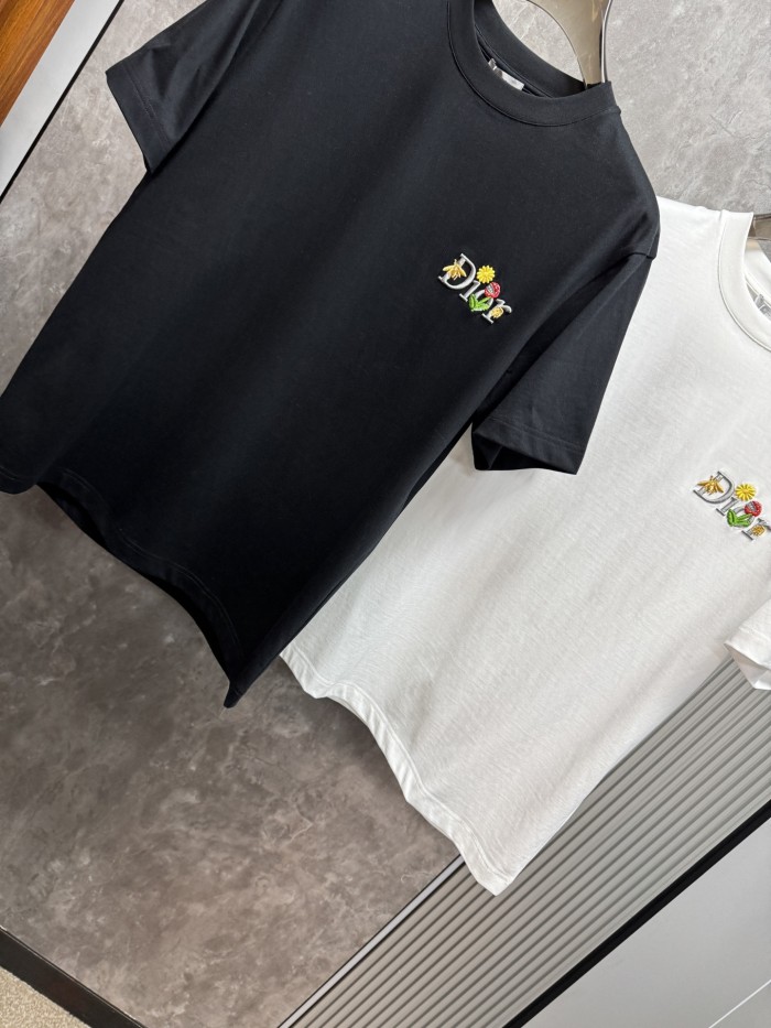 注目度抜群！2026 ディオール 新作 半袖Tシャツ コピー 2色