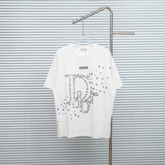 完売前に！2026 ディオール 新作 半袖Tシャツ コピー