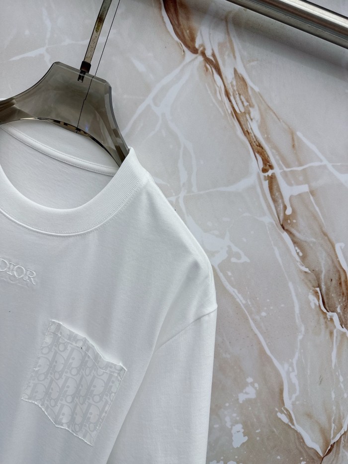 完売前に！2026 ディオール 新作 半袖Tシャツ コピー