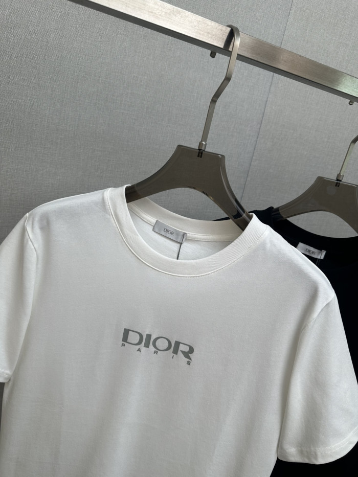 完売必至 2026 ディオール 新作 半袖Tシャツ コピー