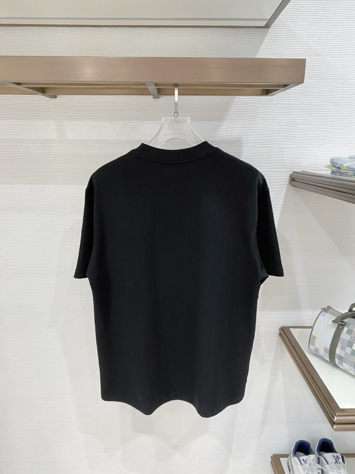 注目度抜群！2026 プラダ 新作 半袖Tシャツ コピー