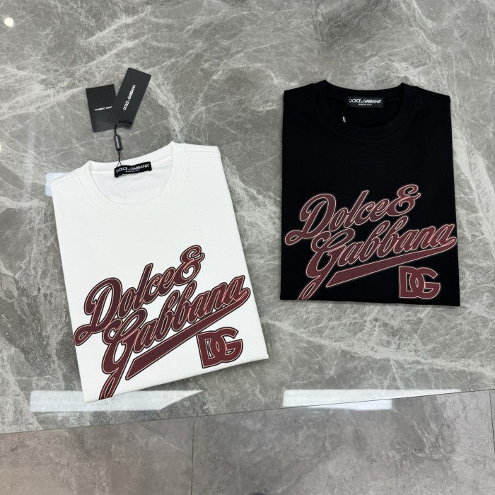 定番人気！ 2026 ドルチェ&ガッバーナ 新作 半袖Tシャツ 偽物