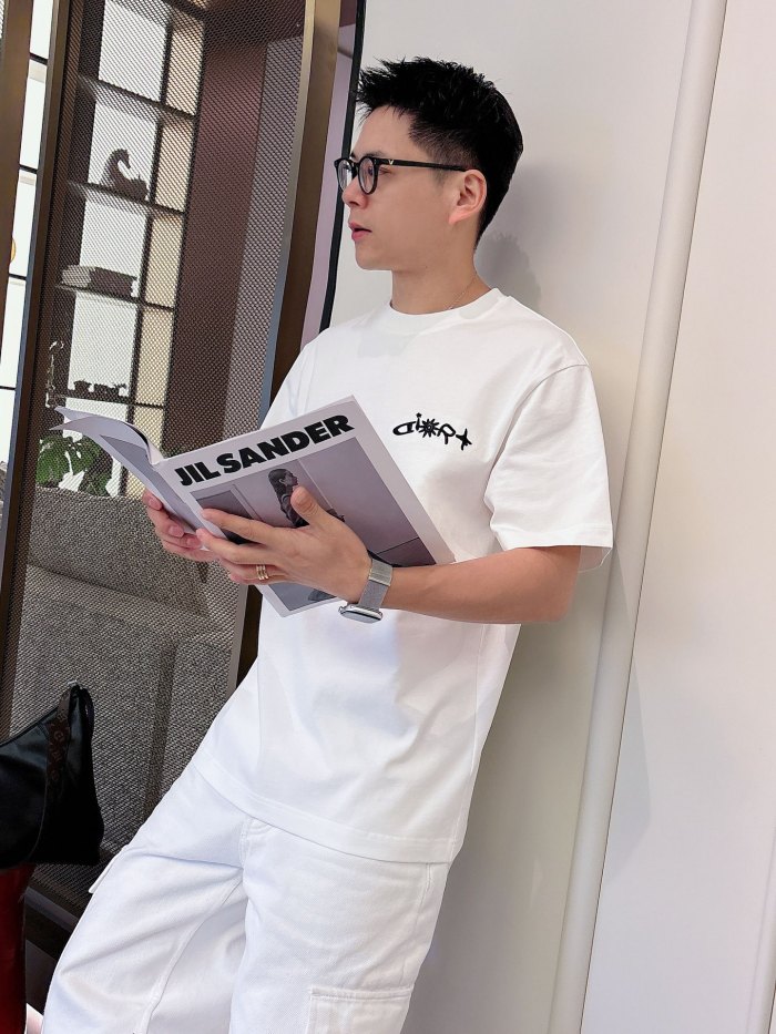 すぐ届く 2026 ディオール 新作 半袖Tシャツ スーパーコピー