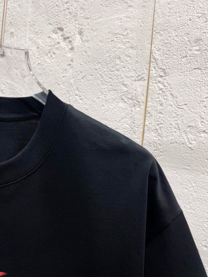 日本未入荷 2026 ディオール 新作 半袖Tシャツ コピー