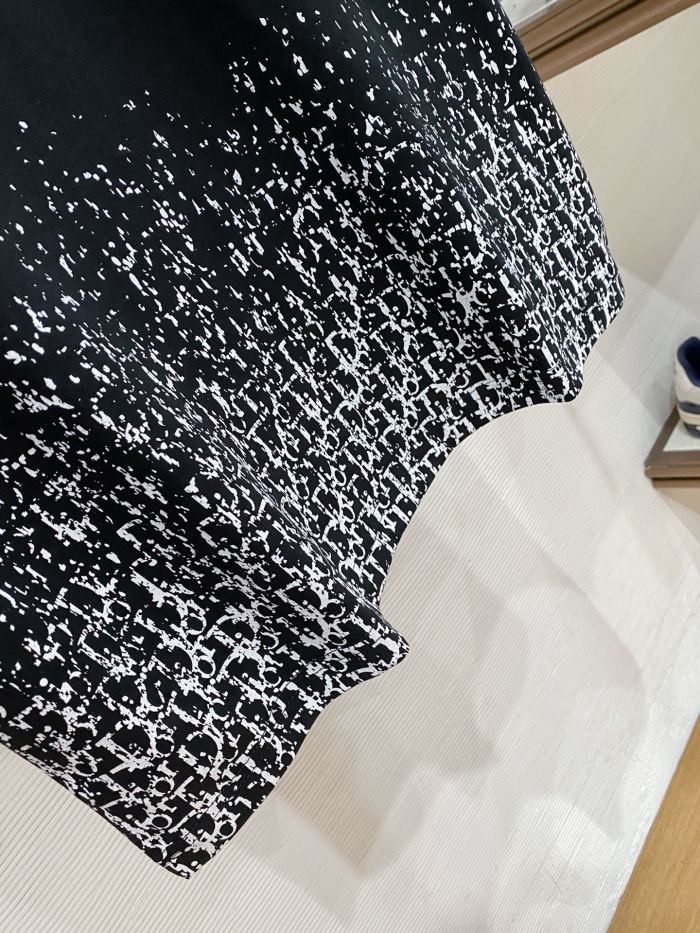 すぐ届く 2026 ディオール 新作 半袖Tシャツ スーパーコピー