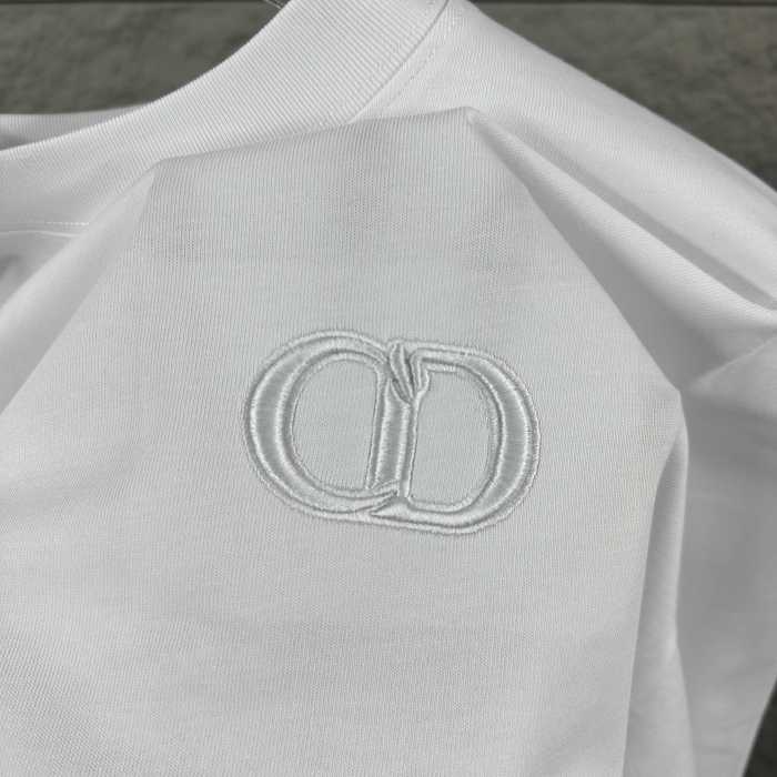 注目度抜群！2026 ディオール 新作 半袖Tシャツ コピー