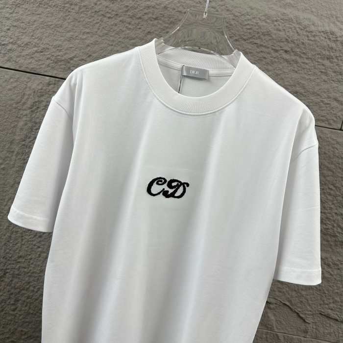 最安値挑戦 2026 ディオール 新作 半袖Tシャツ スーパーコピー