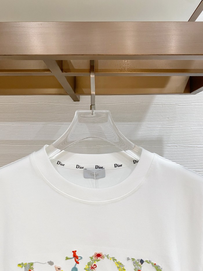 高品質 2026 ディオール 新作 半袖Tシャツ 偽物