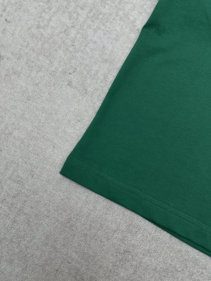 注目アイテム♡ 2026 バーバリー 新作 半袖Tシャツ 偽物