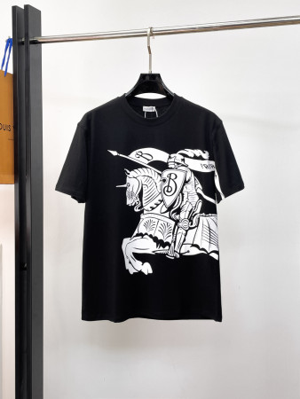 売上総額１位！2026 バーバリー 新作 半袖Tシャツ スーパーコピー