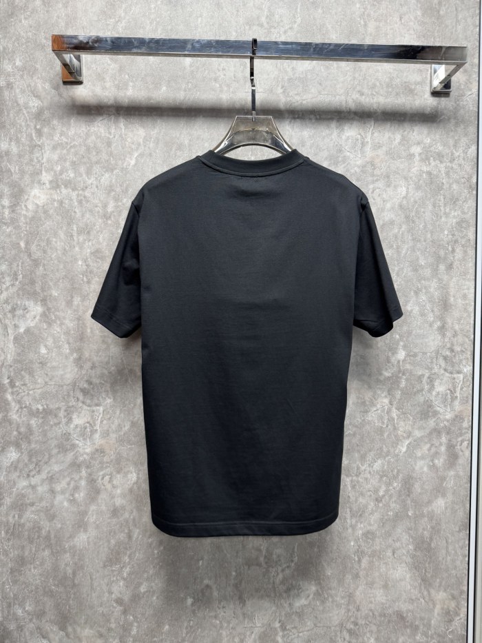 完売必至 2026 バーバリー 新作 半袖Tシャツ コピー