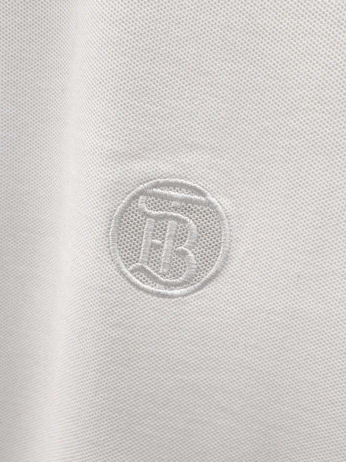 すぐ届く 2026 バーバリー 新作 半袖Tシャツ スーパーコピー