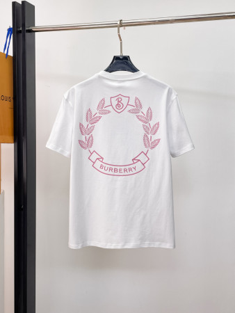 すぐ届く 2026 バーバリー 新作 半袖Tシャツ 偽物