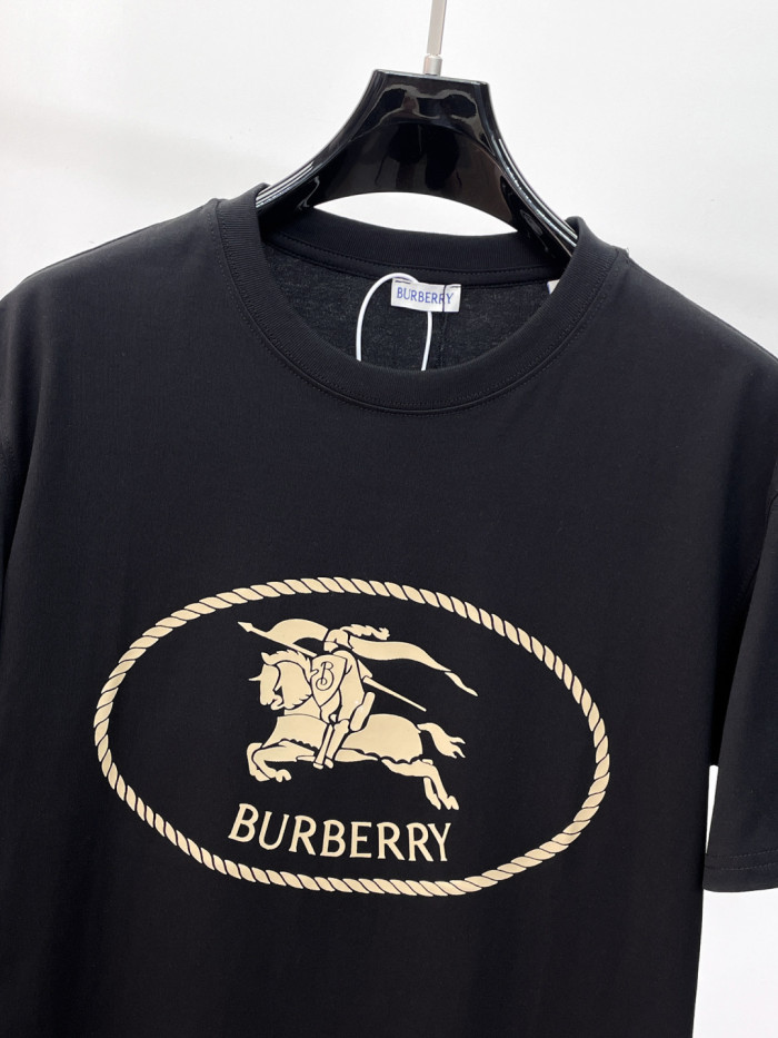 高品質♪♪♪ 2026 バーバリー 新作 半袖Tシャツ 偽物