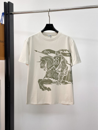 使い勝手良し 2026 バーバリー 新作 半袖Tシャツ コピー