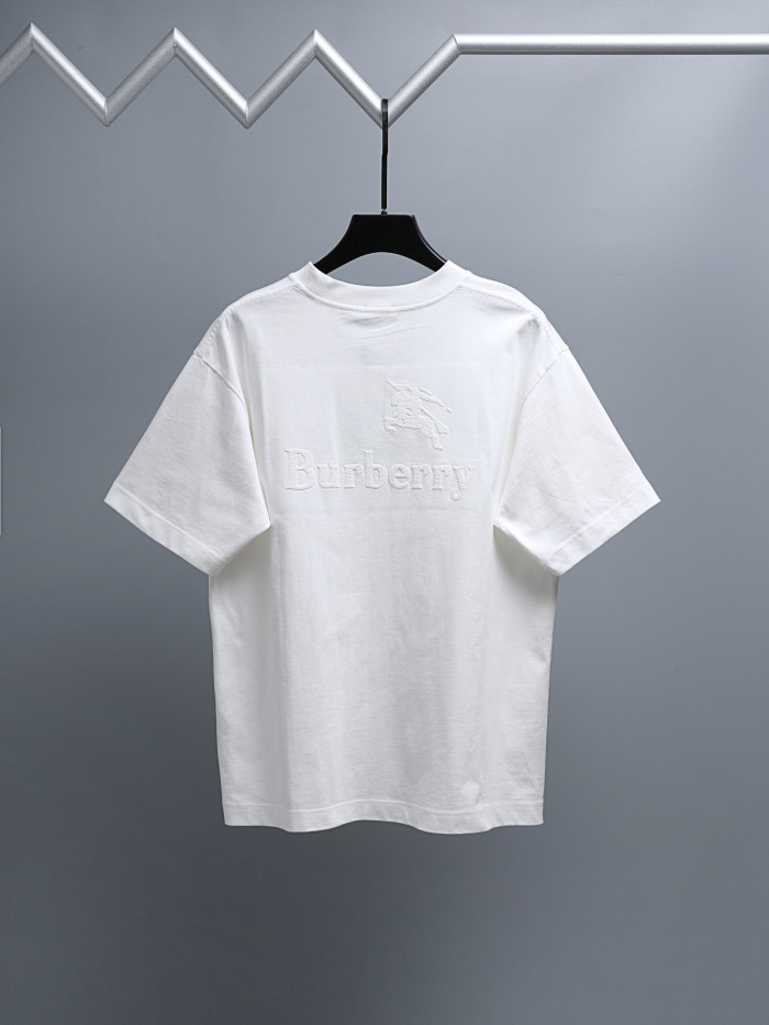 超希少！2026 バーバリー 新作 半袖Tシャツ コピー
