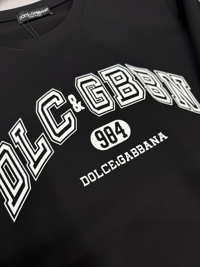 超希少！ 2026 ドルチェ&ガッバーナ 新作 半袖Tシャツ コピー