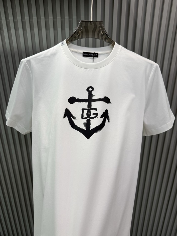 絶対欲しい！ 2026 ドルチェ&ガッバーナ 新作 半袖Tシャツ コピー